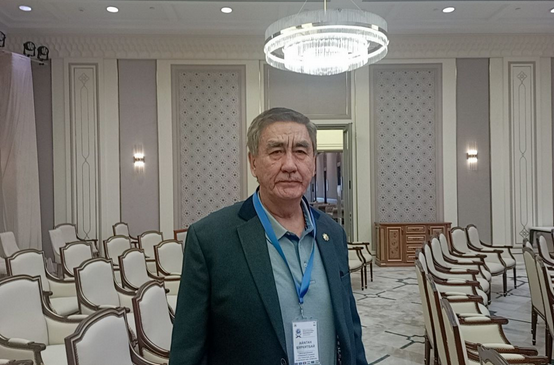 «A las grandes potencias no les interesan los problemas regionales de los países de Asia Central»